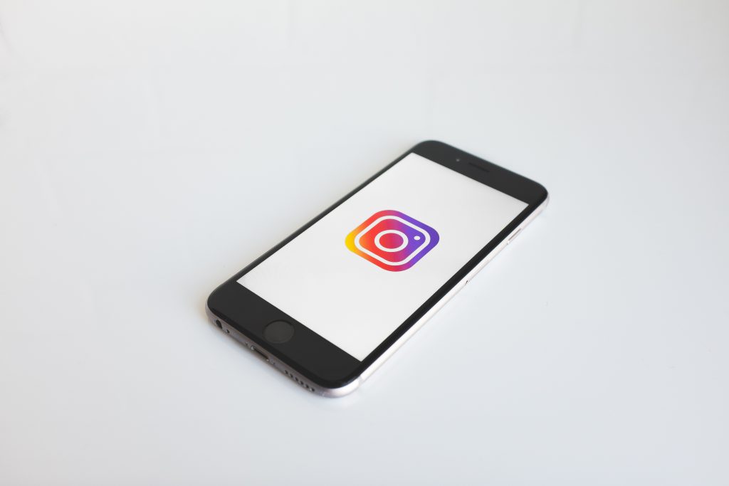 Instagram cover highligh stories tutoriel video blog thereseandthekids suisse francais
