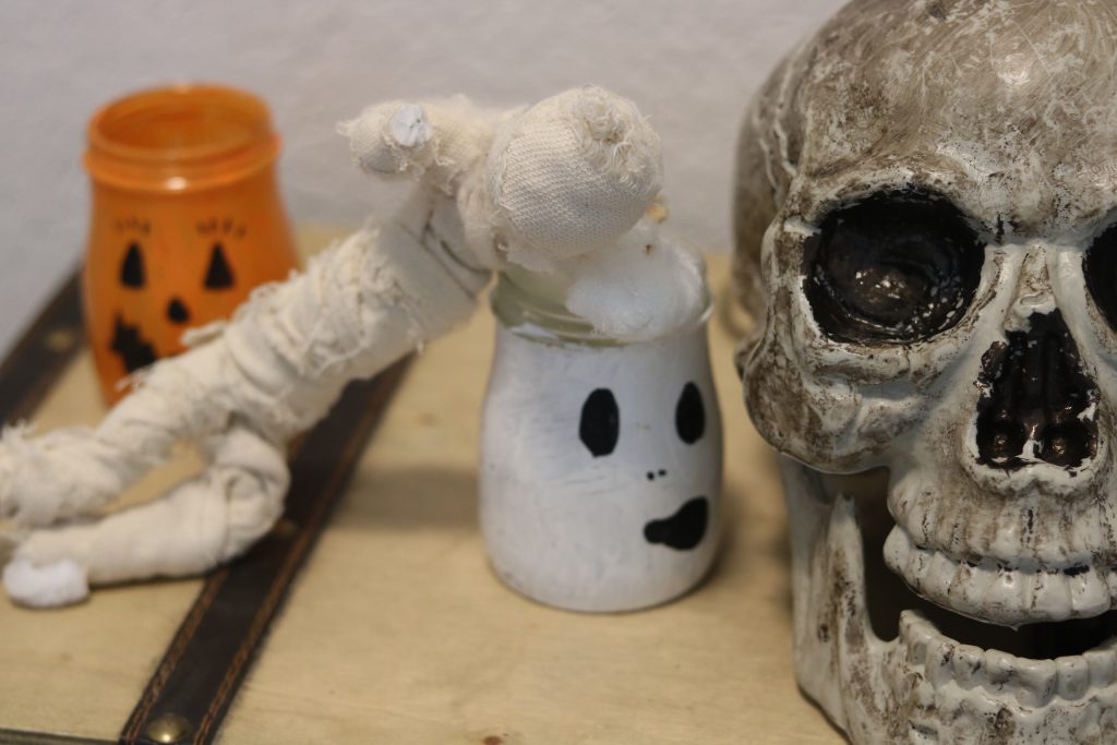 Halloween decoration facile bricolage enfant thereseandthekids suisse maman