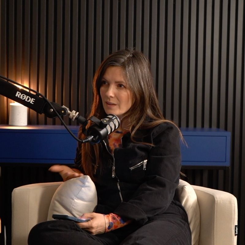 Enregistrement du podcast Zéro Filtre avec Isaline Ackermann en studio